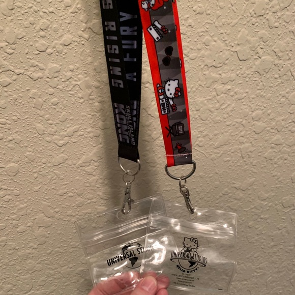 3/$10 Universal pass holders - Picture 1 of 2